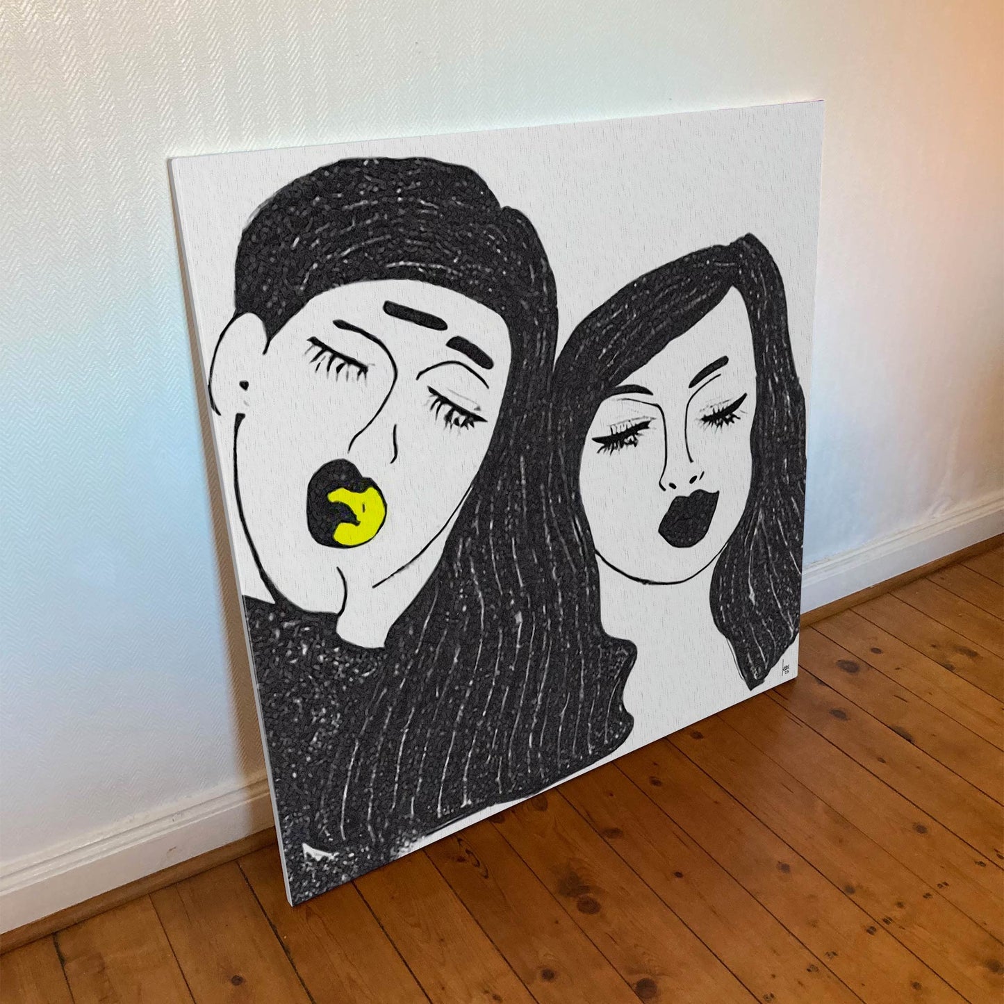 Œuvre 'TRISTAN ET YSEULT' sur toile Hahnemühle Canvas Goya 340g, visages enlacés en noir et blanc avec touche jaune, art graphique moderne, 2023