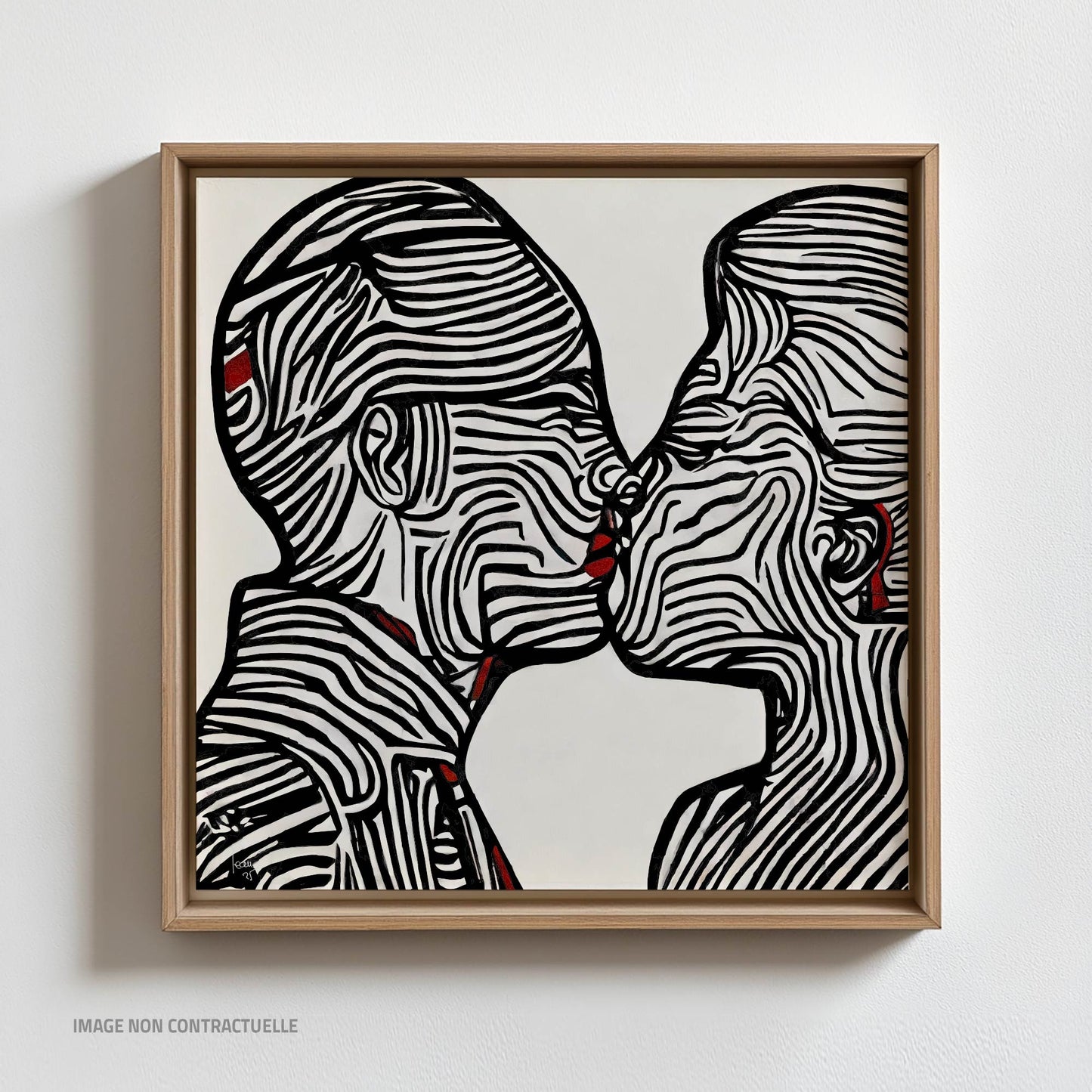 "Ondes" montrant les lignes graphiques ondulées en noir, blanc et rouge. Monté sur cadre flottant format 110x110cm