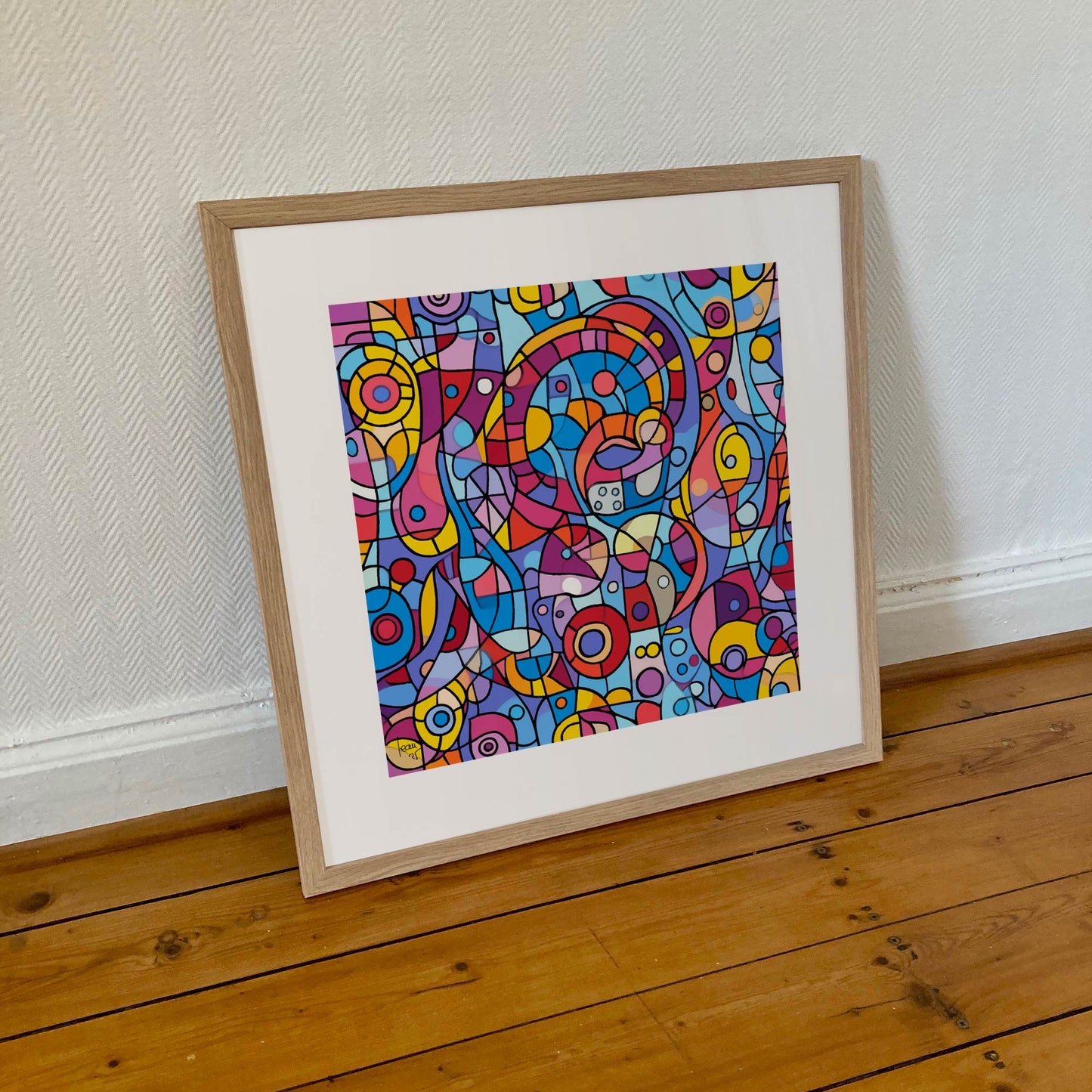Tirage d’art Circadia encadré en 50x50 cm, parfait pour ajouter une touche d’art contemporain abstrait dans un espace compact.