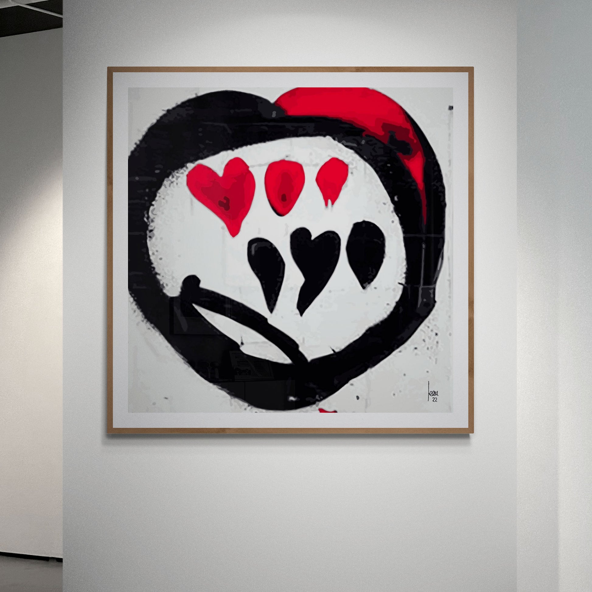 Tableau "Pulsations" encadré, œuvre vibrante exposée dans une galerie d'art