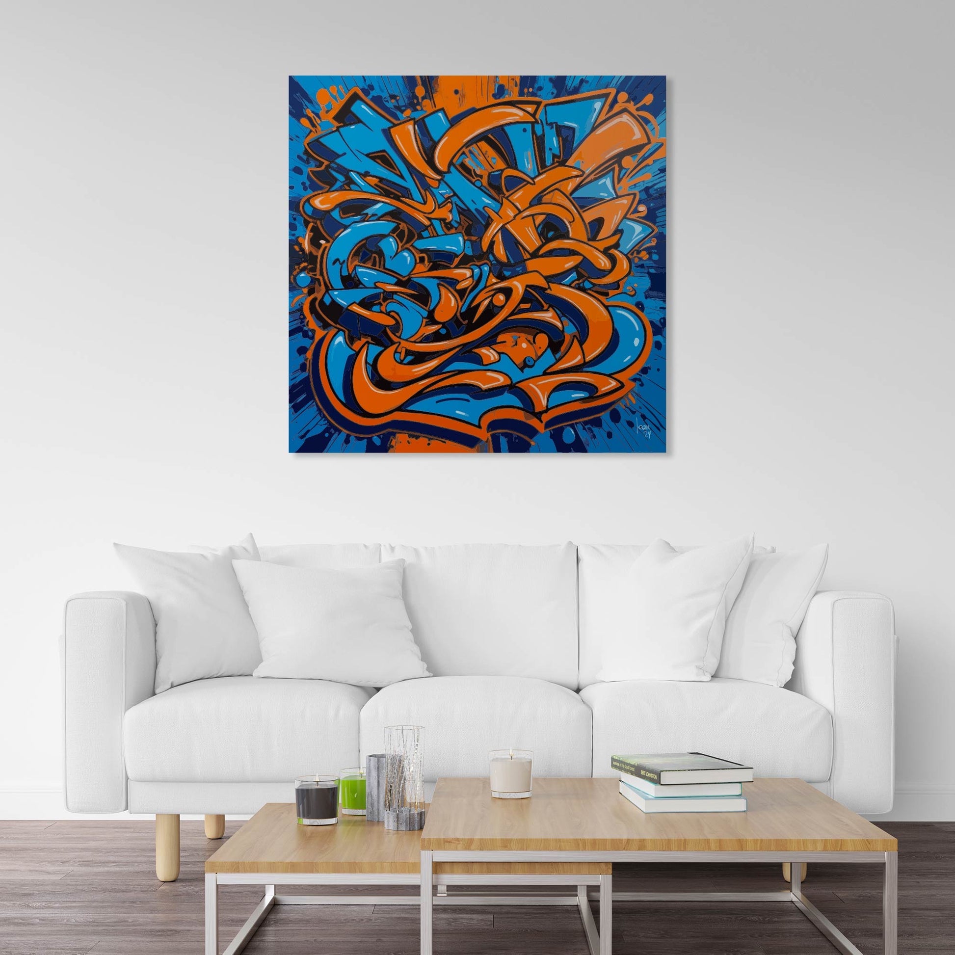 Œuvre 'EXPLOSION' exposée dans un salon moderne, motifs orange et bleu vibrants dans un style street art, dynamisant la décoration intérieure, 2024