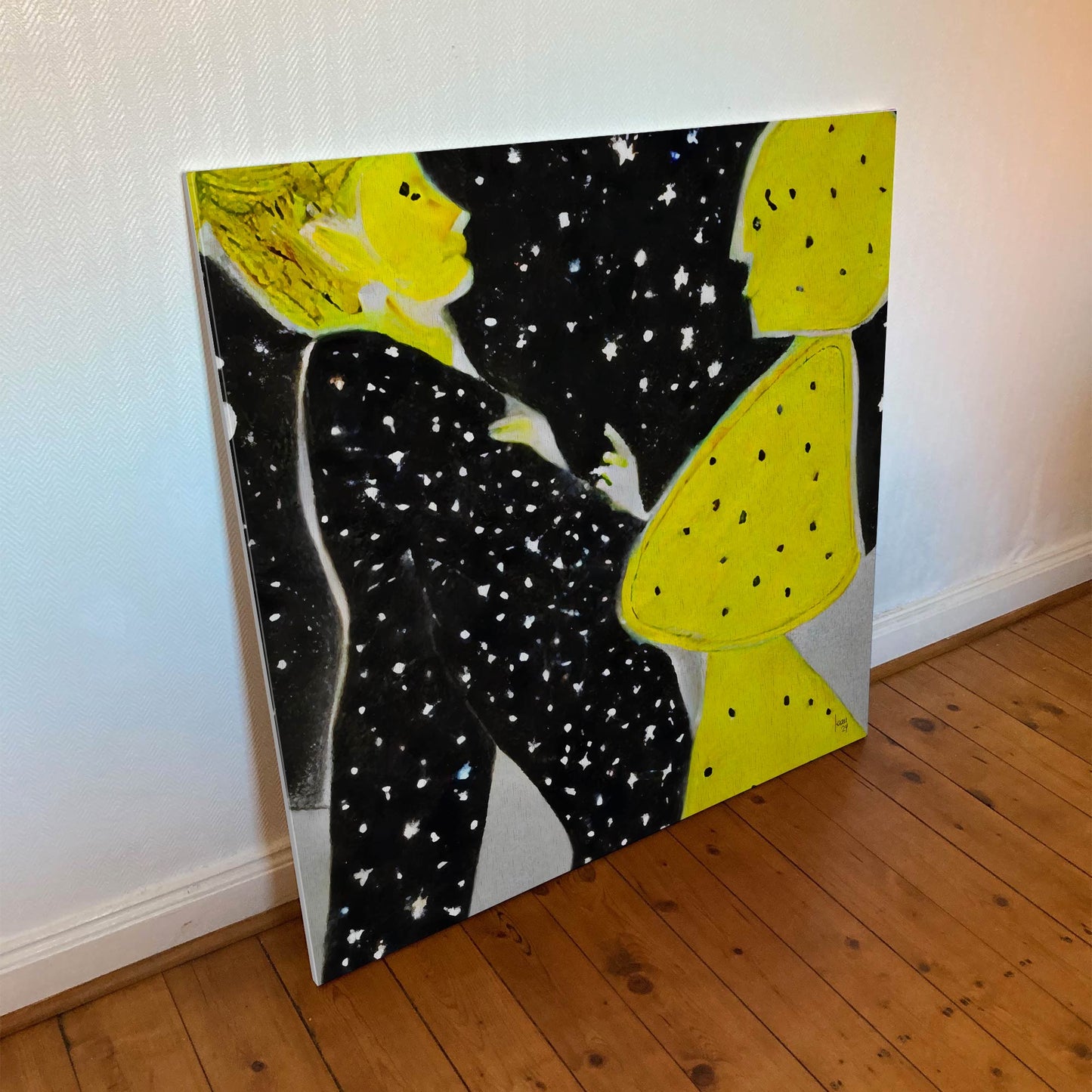 Œuvre contemporaine 'Stars' imprimée sur toile, couple de profil dans une nuit étoilée aux tons noir, jaune et gris