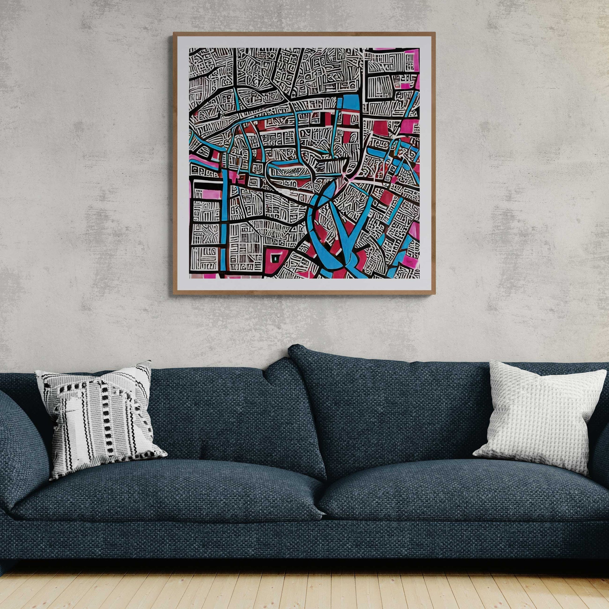 Œuvre 'CONFLUENCE' encadrée et exposée dans un salon, labyrinthe bleu et rose vibrant, décoration intérieure contemporaine, 2024