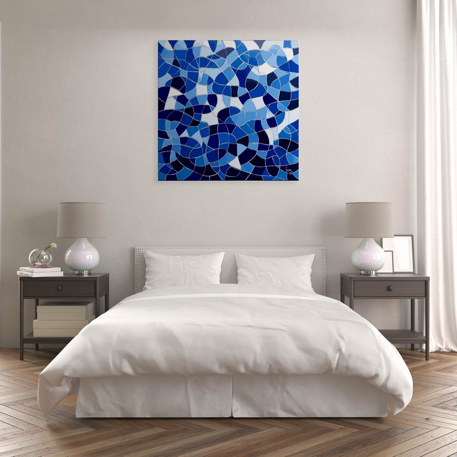 Tableau abstrait Abysses art contemporain bleu exposé dans une chambre design