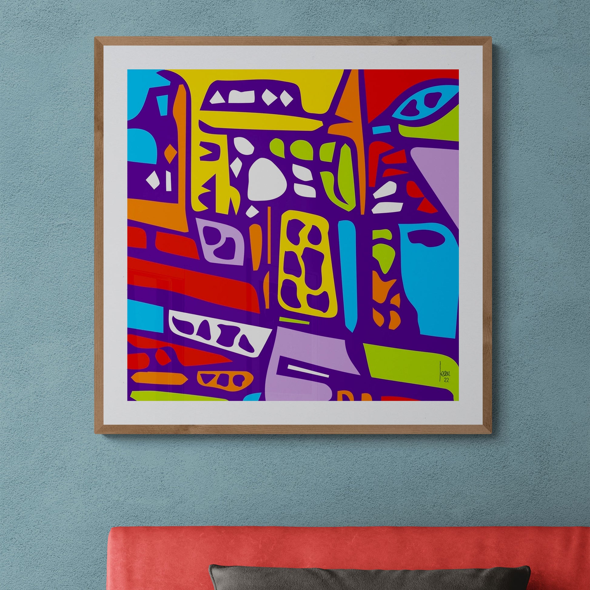 "Le Message", tirage d'art contemporain abstrait aux couleurs vives, inspiré des tablettes en argile sumériennes, présenté dans un salon moderne. Encadré