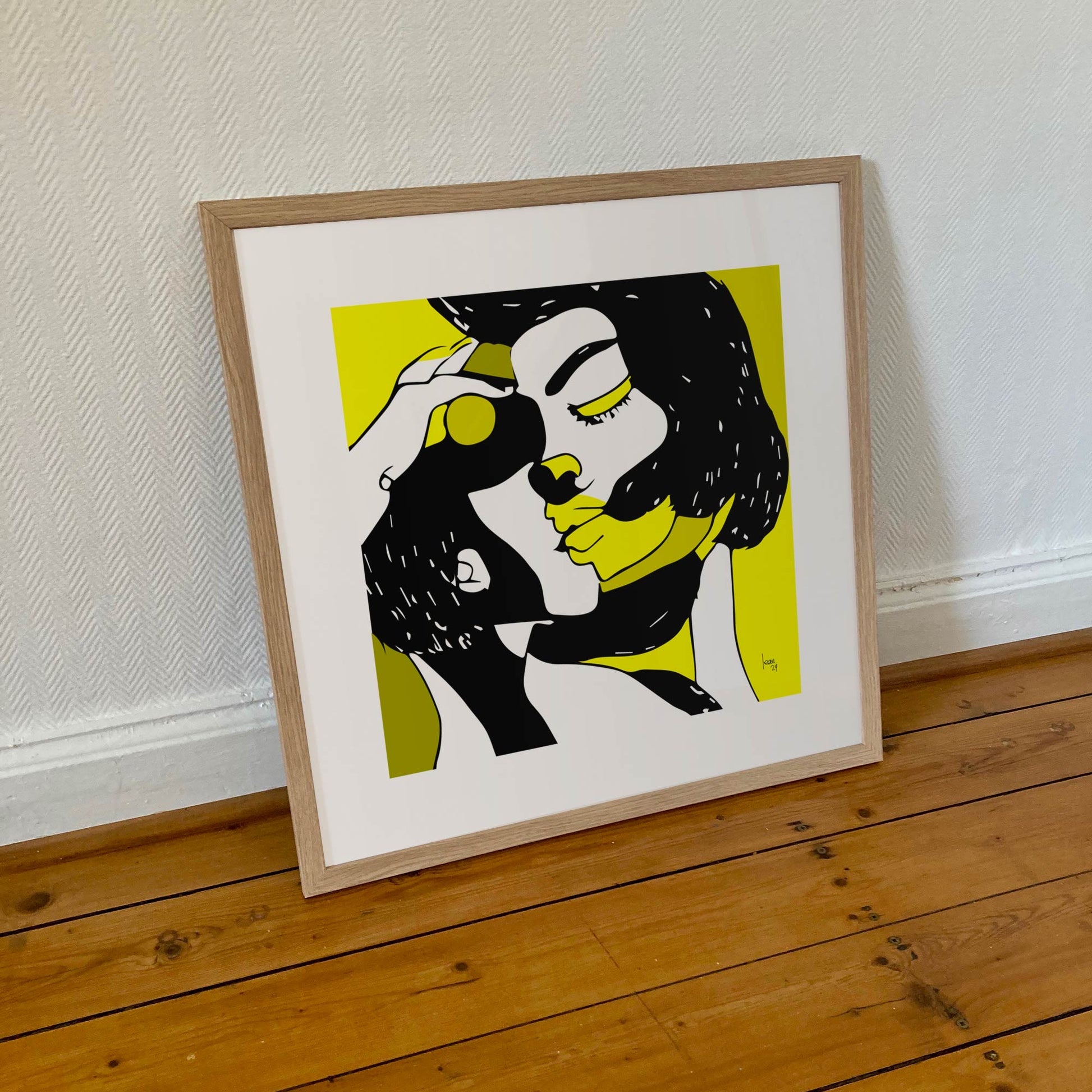 "La Tendresse" tirage d'art encadré 50x50cm, papier haut de gamme. Art contemporain abstrait et achat en ligne, deux personnages qui s'embrassent noirs et jaunes