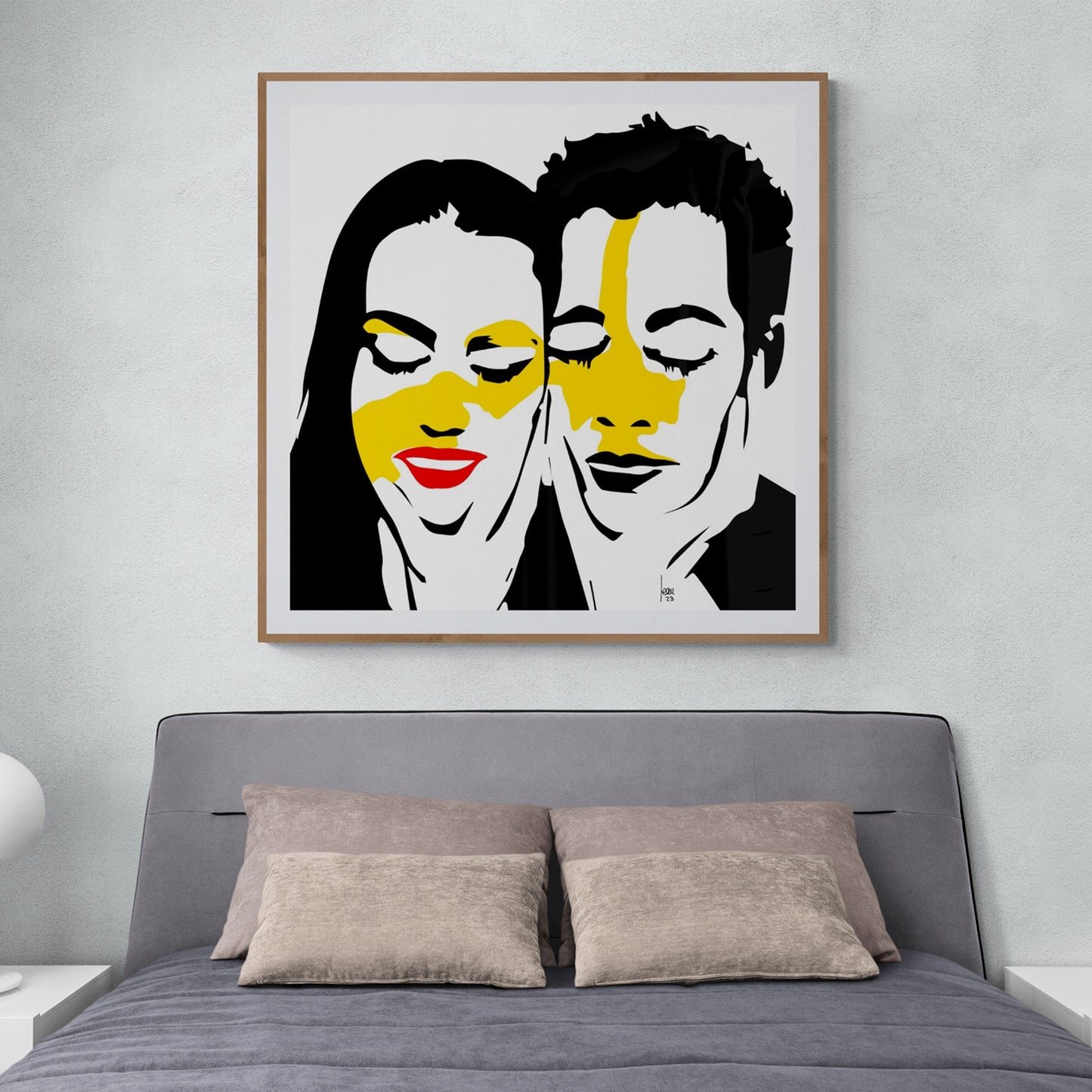 Mise en situation de mon œuvre "Connexions", tirage d'art abstrait et encadré, exposé dans une chambre